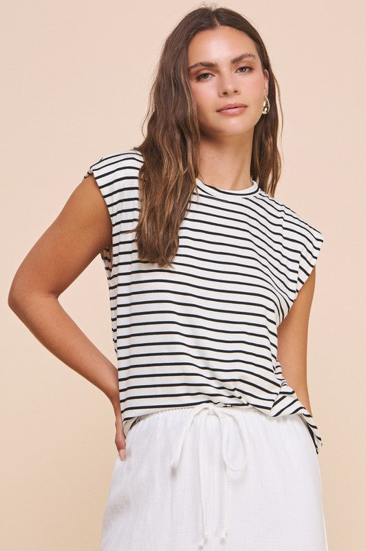 BLOSSOM BASIC MUSCLE TEE TOP