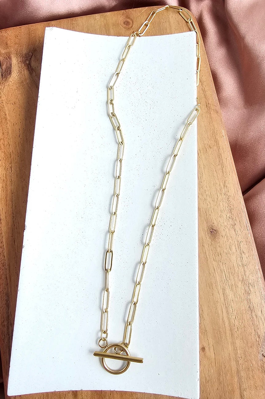 LUXE GOLD PAPER CLIP CHAIN 16"