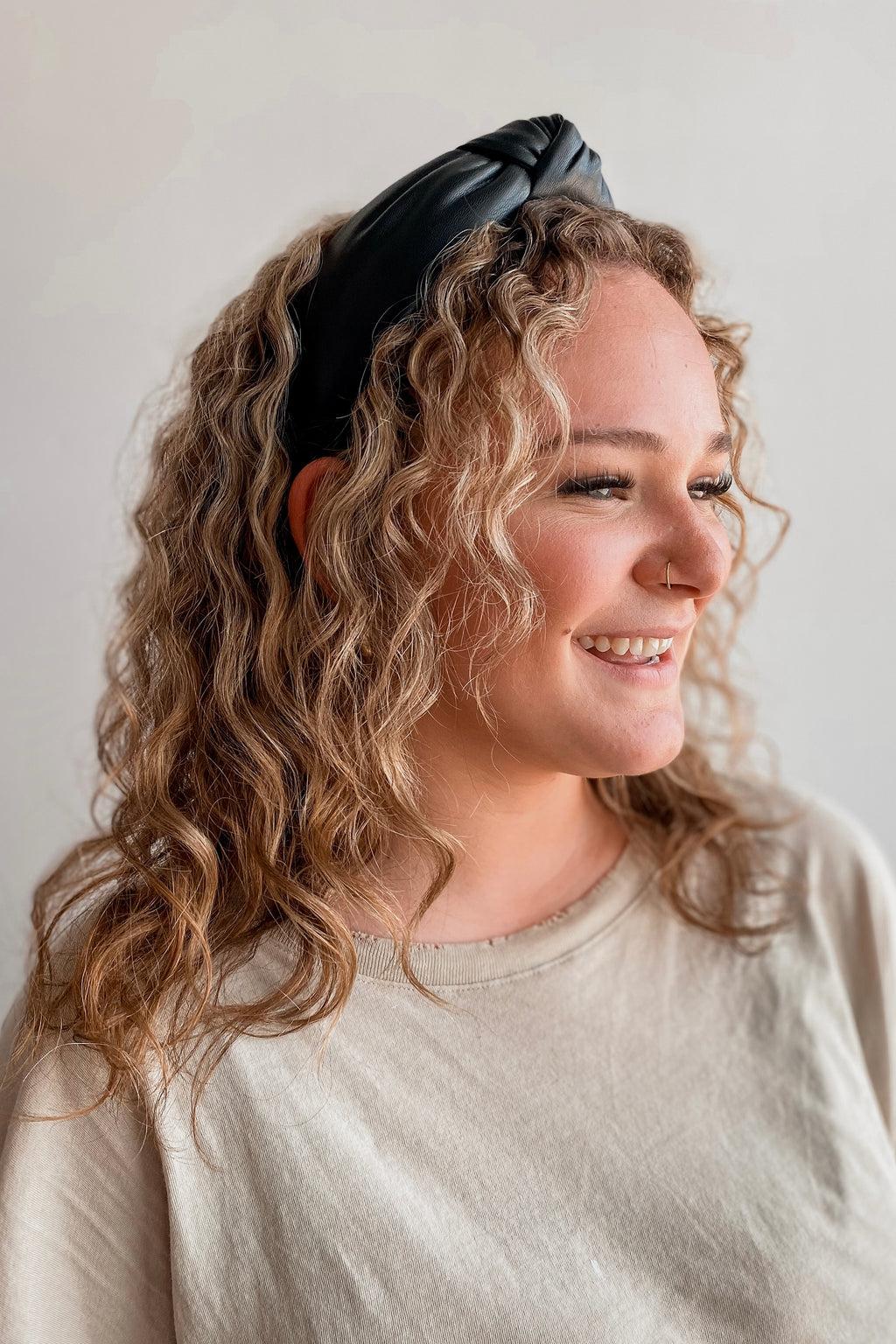 BLACK LEATHER HEADBAND