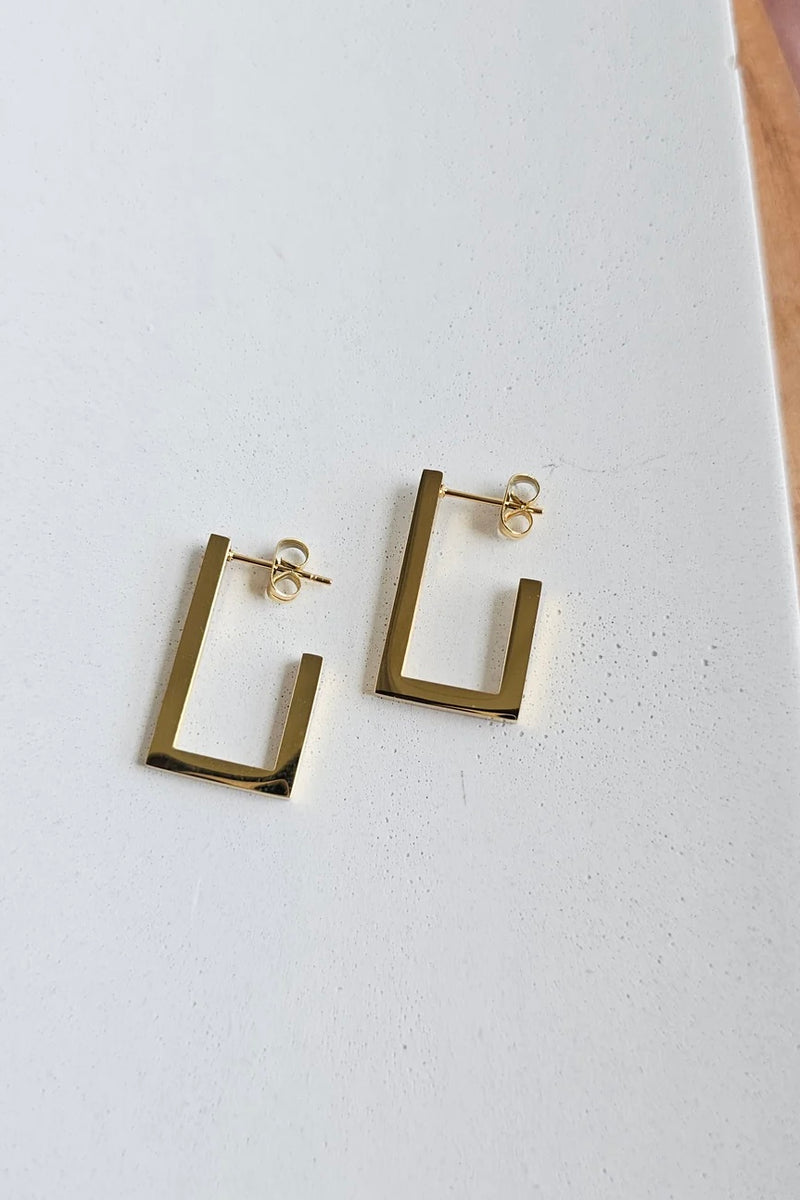 LUXE GOLD GOLDI HOOP EARRINGS