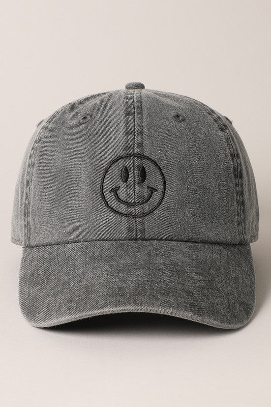 HAPPY FACE EMBROIDERED CAP