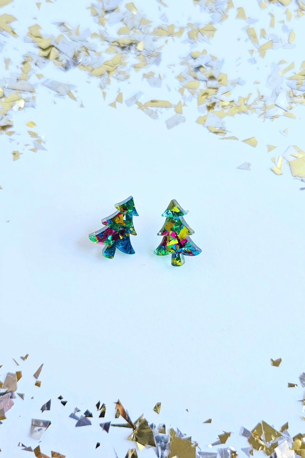 CHRISTMAS TREE STUDS GREEN SPARKLE